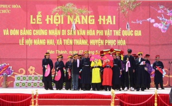 Đại vương Đinh Văn Tả và di sản lượn Nàng Hai