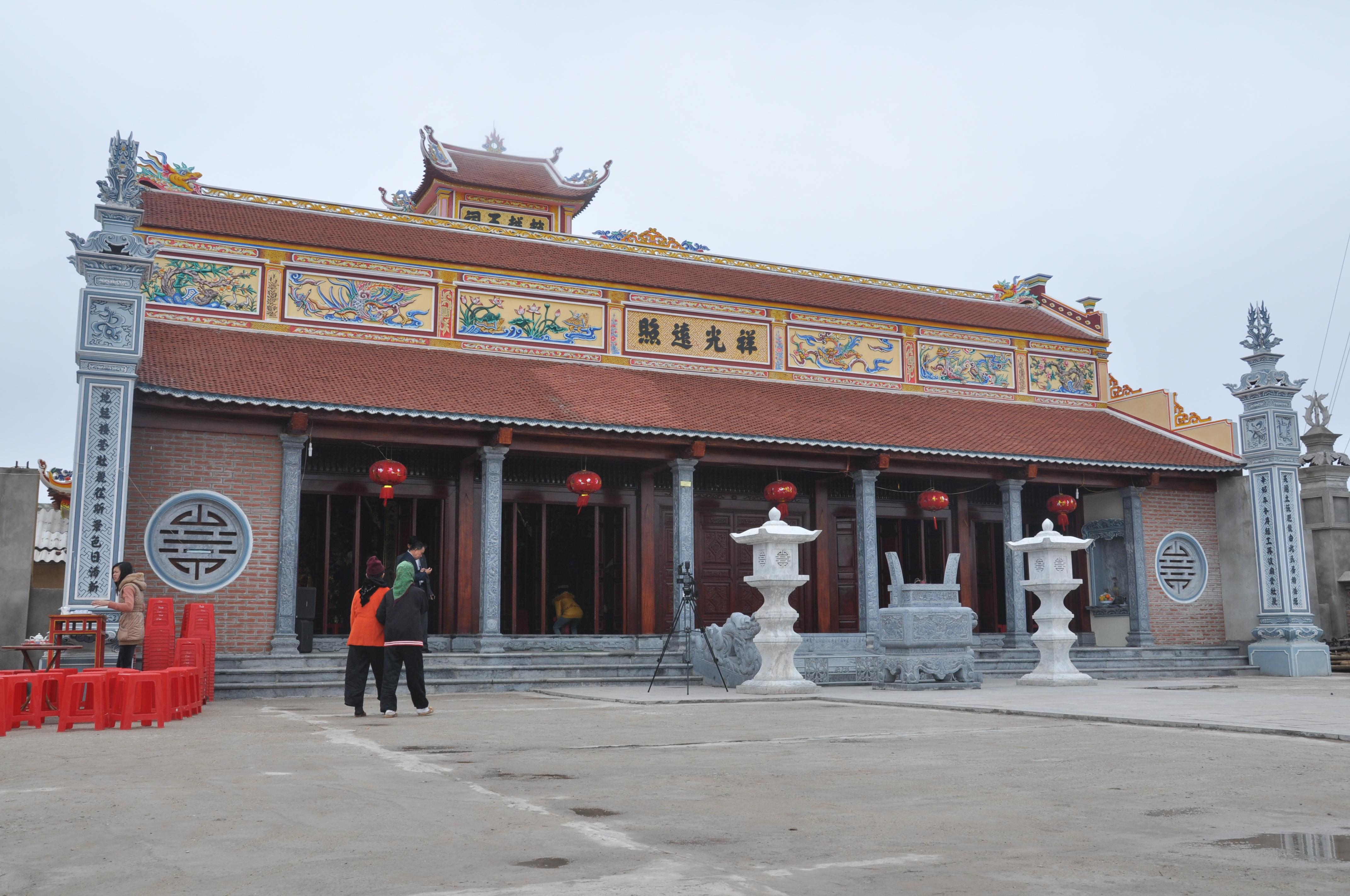 ĐINH KIÊN HÀNH-THỜ HAI CHA CON NGƯỜI HỌ ĐINH