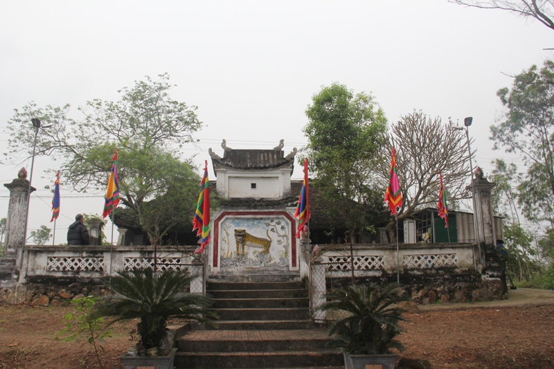 ĐỀN LINH CẢM ĐẠI VƯƠNG THỜ TƯỚNG QUÂN ĐINH LỄ