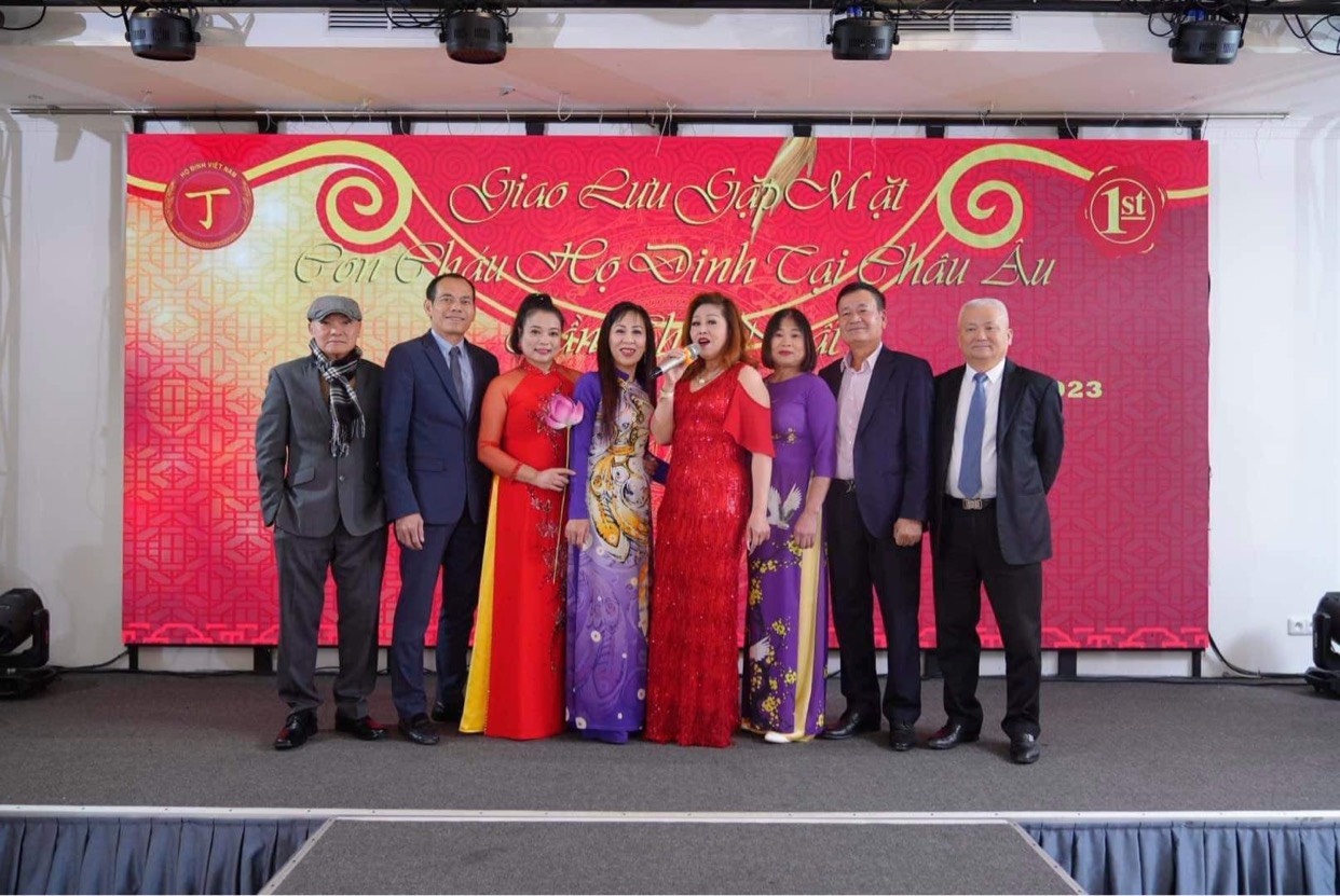 GIAO LƯU GẶP MẶT CON CHÁU HỌ ĐINH VIỆT NAM Ở CHÂU ÂU LẦN THỨ NHẤT NĂM 2023