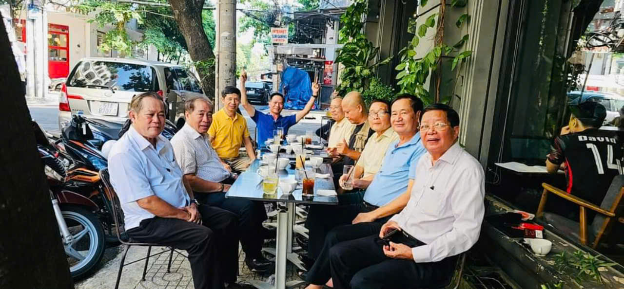 HỌ ĐINH VIỆT NAM TẠI CHÂU ÂU GIAO LƯU KẾT NỐI & LAN TOẢ!  YÊU THƯƠNGVỚI HỌ ĐINH THÀNH PHỐ HỒ CHÍ MINH.