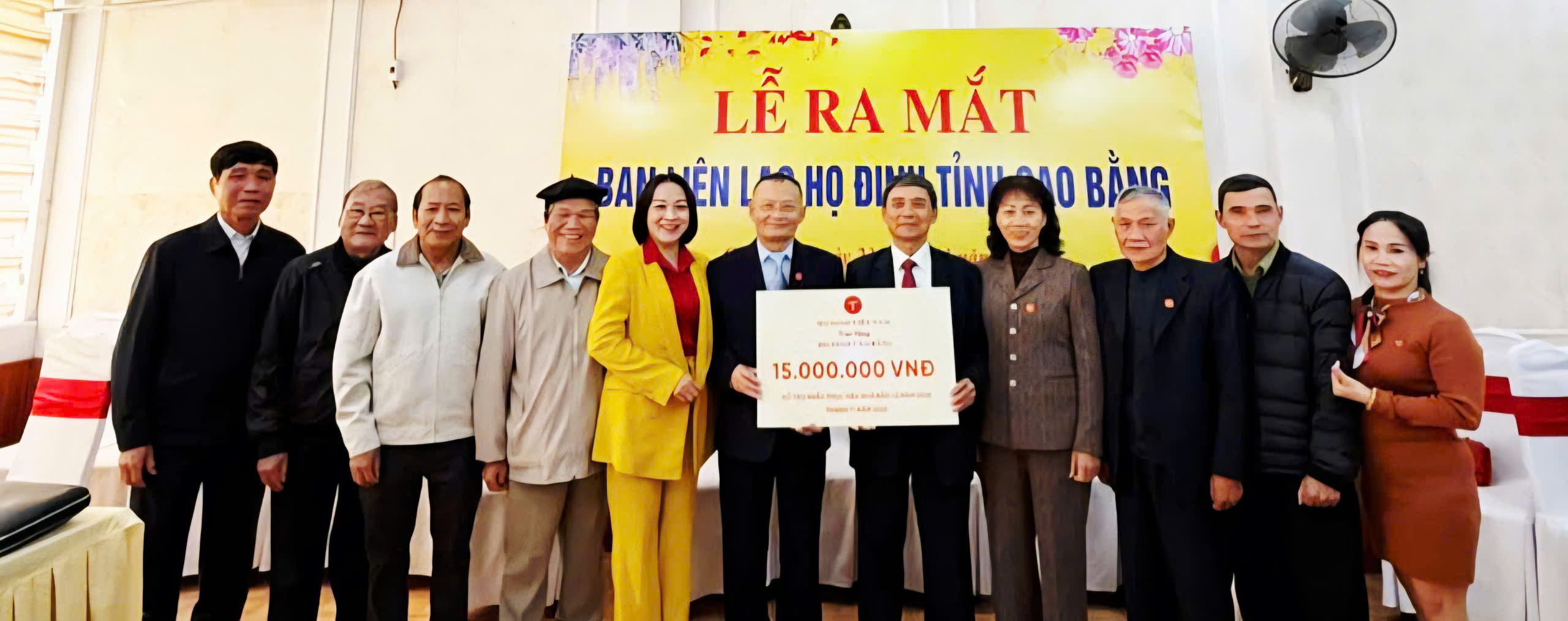 BAN LIÊN LẠC HỌ ĐINH VIỆT NAM THĂM HỎI, ĐỘNG VIÊN BÀ CON HỌ ĐINH CAO BẰNG BỊ THIỆT HẠI DO BÃO LŨ.