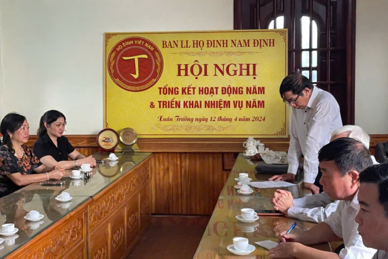 BAN LIÊN LẠC HỌ NAM ĐỊNH TỔ CHỨC HỘI NGHỊTỔNG KẾT HOẠT ĐỘNG  NĂM 2025. & TRIỂN KHIAI HOẠT ĐỘNG NĂM 2026.