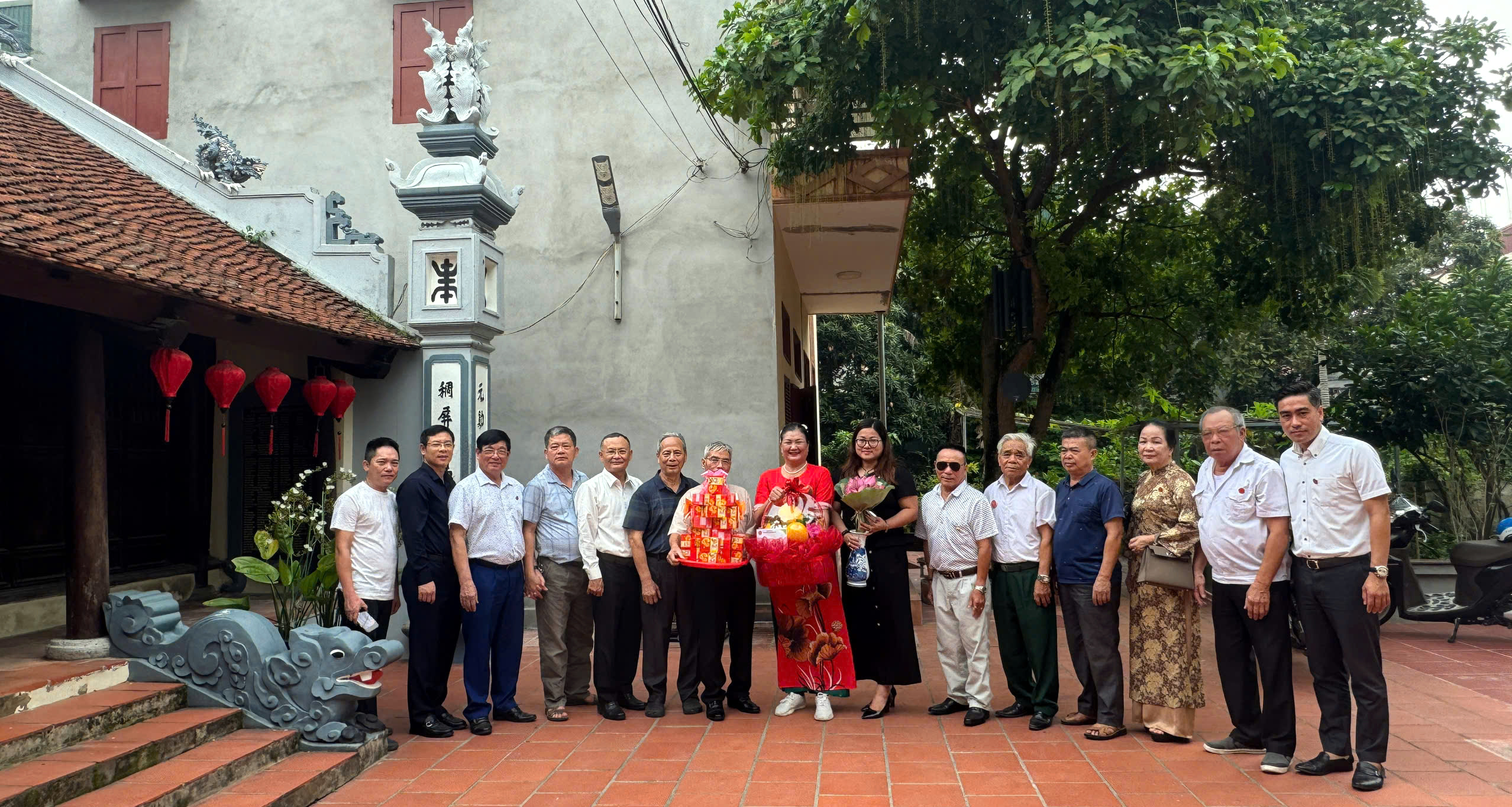 THƯỜNG TRỰC HỘI ĐỒNG ĐINH TỘC HẢI PHÒNG GẶP MẶT ĐẠI DIỆN CÁC CHI HỌ VÀ CÁC DOANH NHÂN DOANH NGHIỆP
